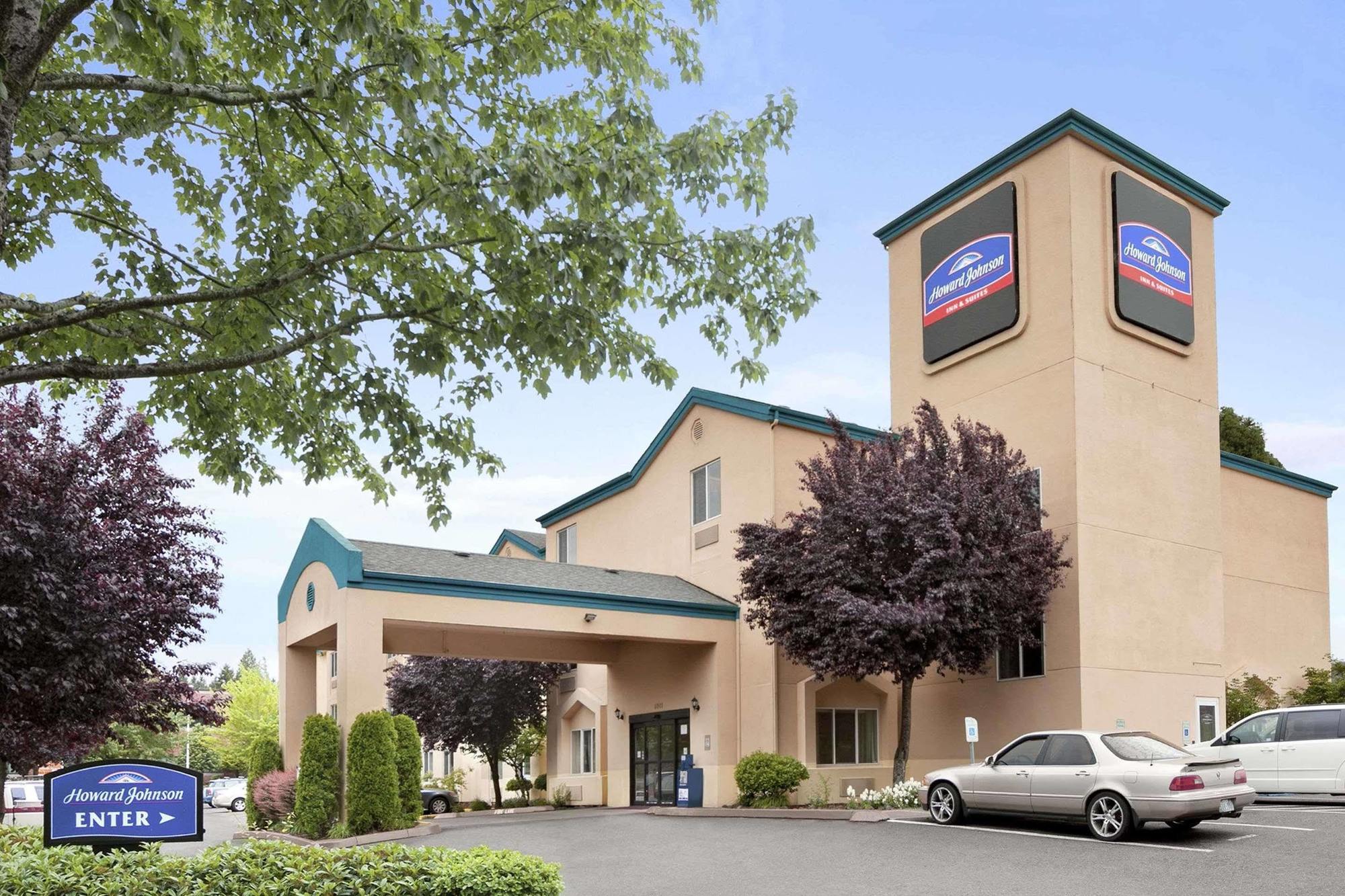 Howard Johnson By Wyndham Vancouver Hotel & Suites ภายนอก รูปภาพ